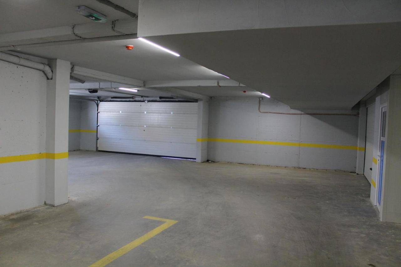 Vip Apartment Visoko Eksteriør bilde