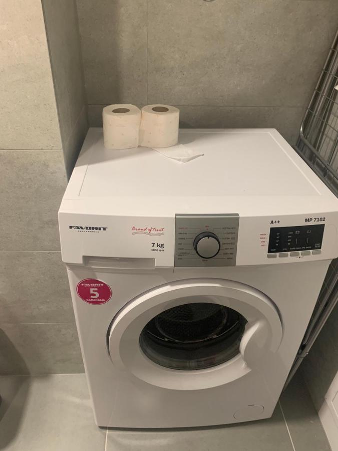 Vip Apartment Visoko Eksteriør bilde